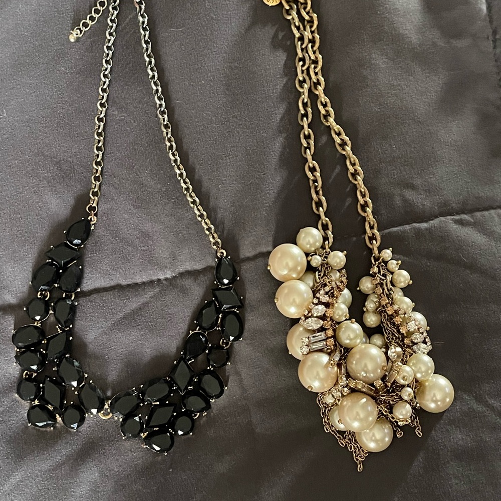 Lot of necklaces